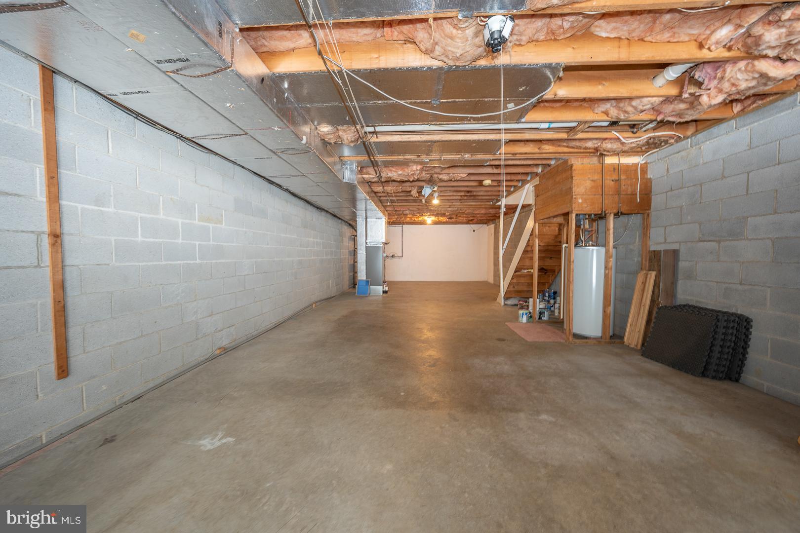 BRADFORD SQUARE - Residential