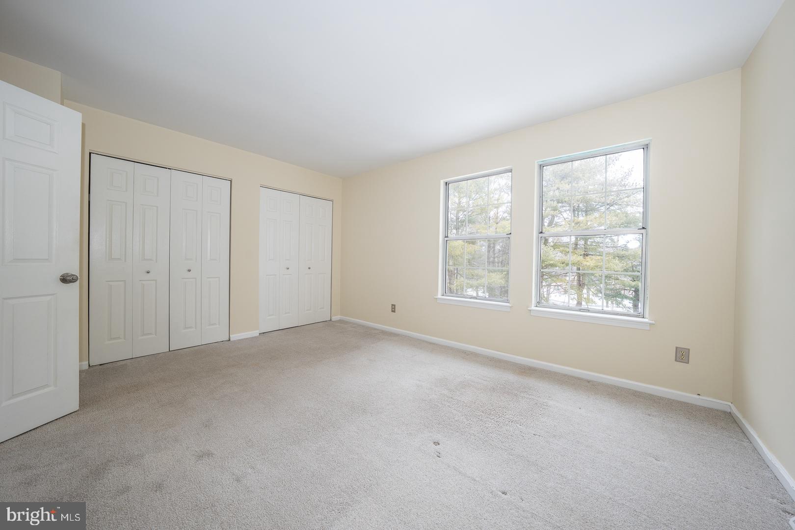 BRADFORD SQUARE - Residential