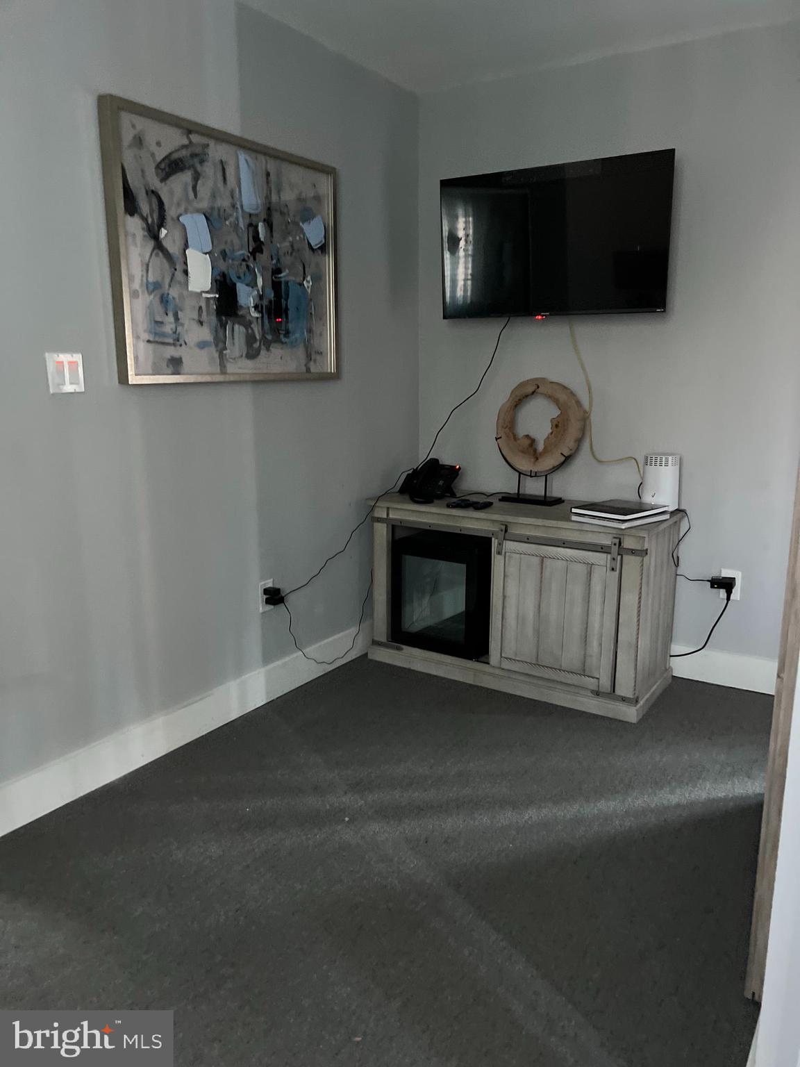 FEDERAL SPRINGS - Residential