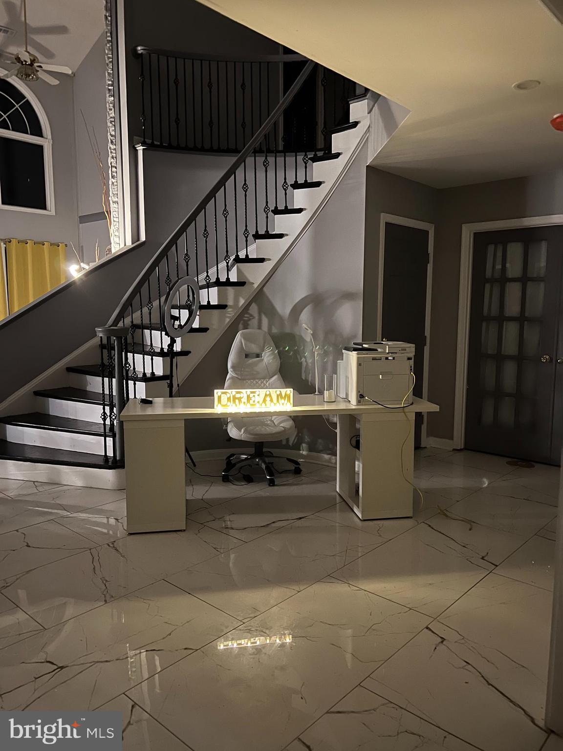 FEDERAL SPRINGS - Residential