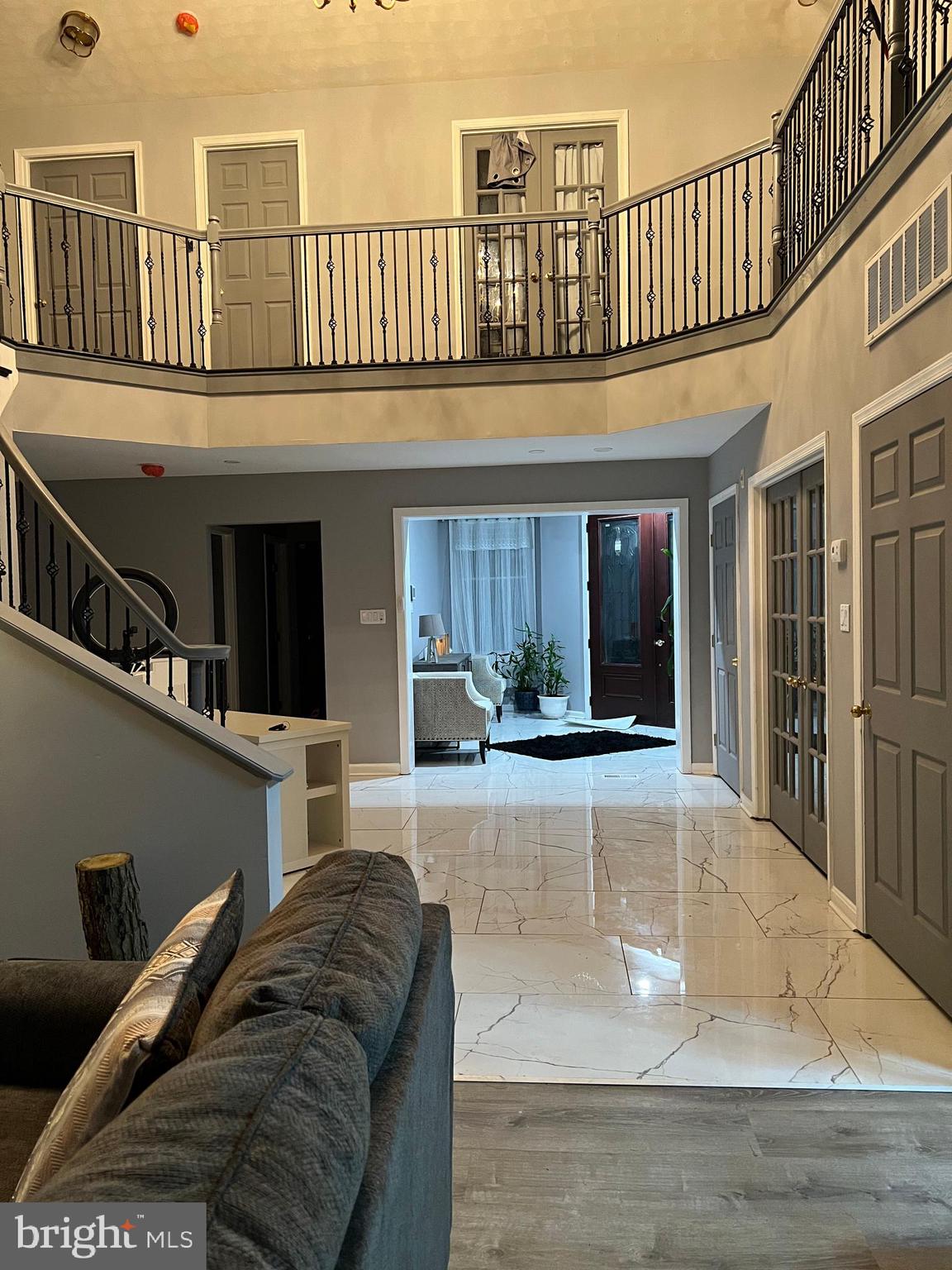 FEDERAL SPRINGS - Residential