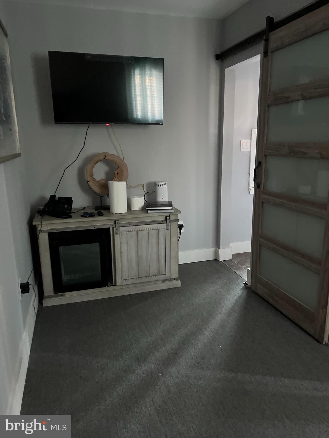 FEDERAL SPRINGS - Residential