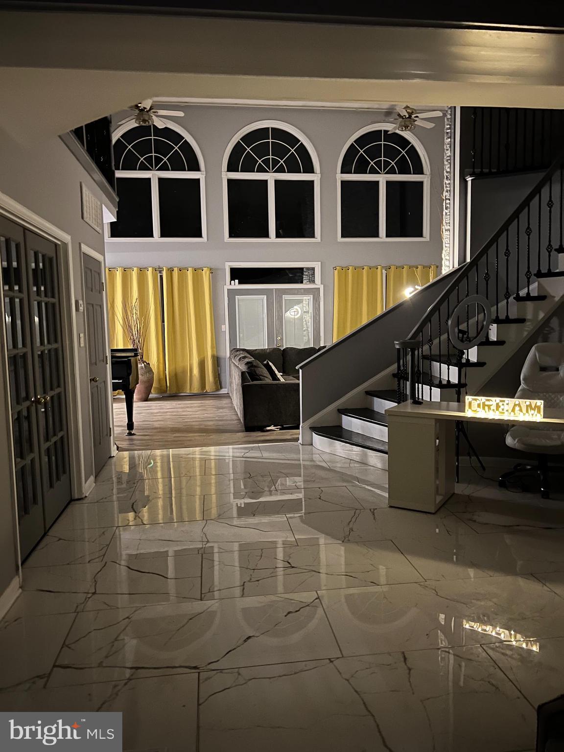 FEDERAL SPRINGS - Residential