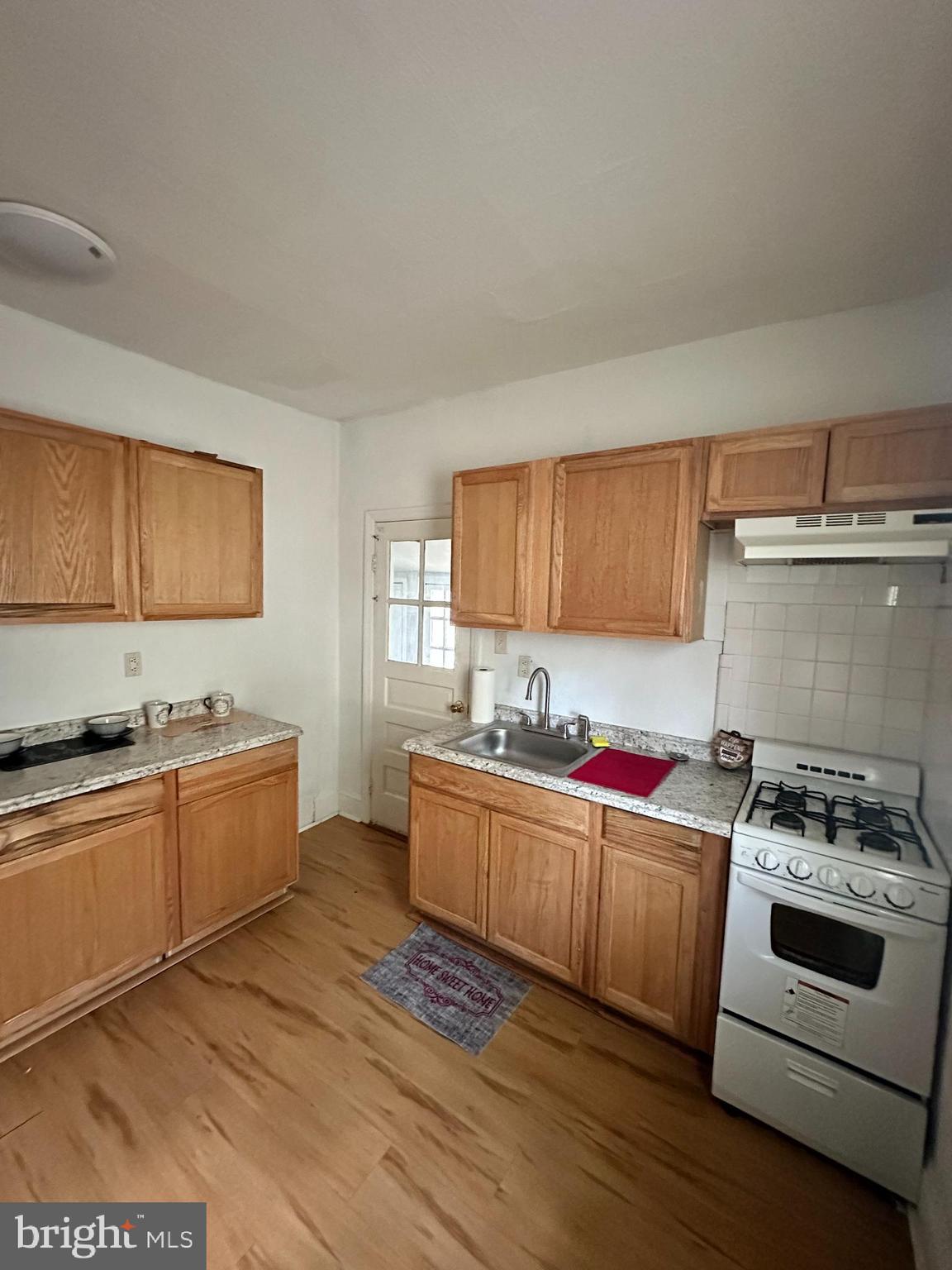 331 LINCOLN STREET 1ST FLOOR