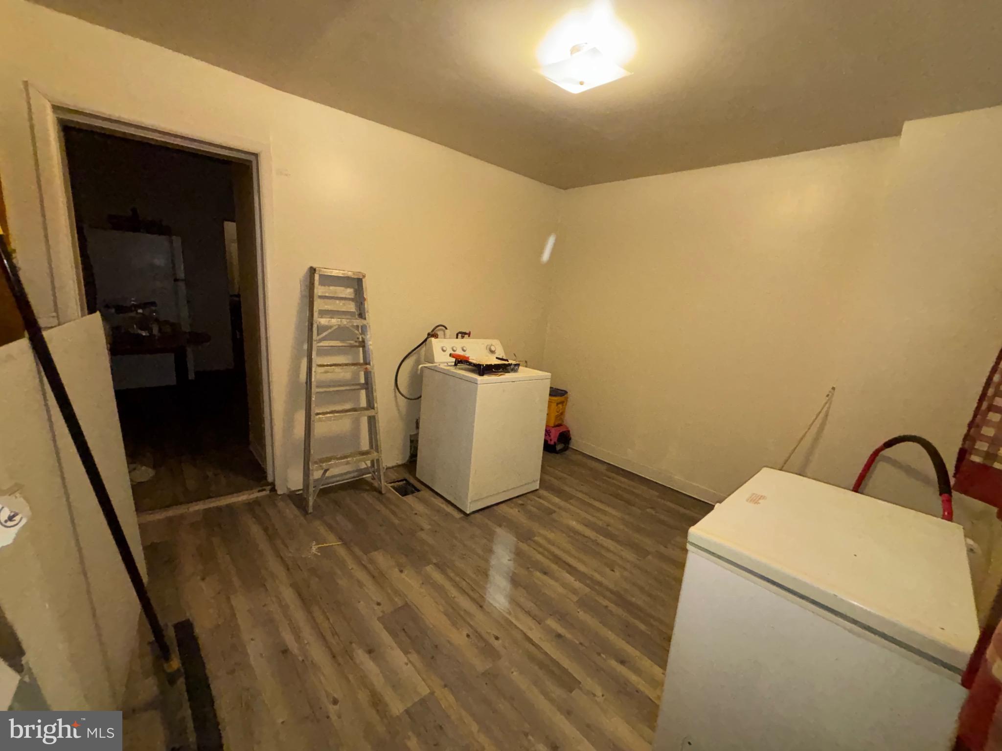 PHILADELPHIA (NORTHWEST) - Residential