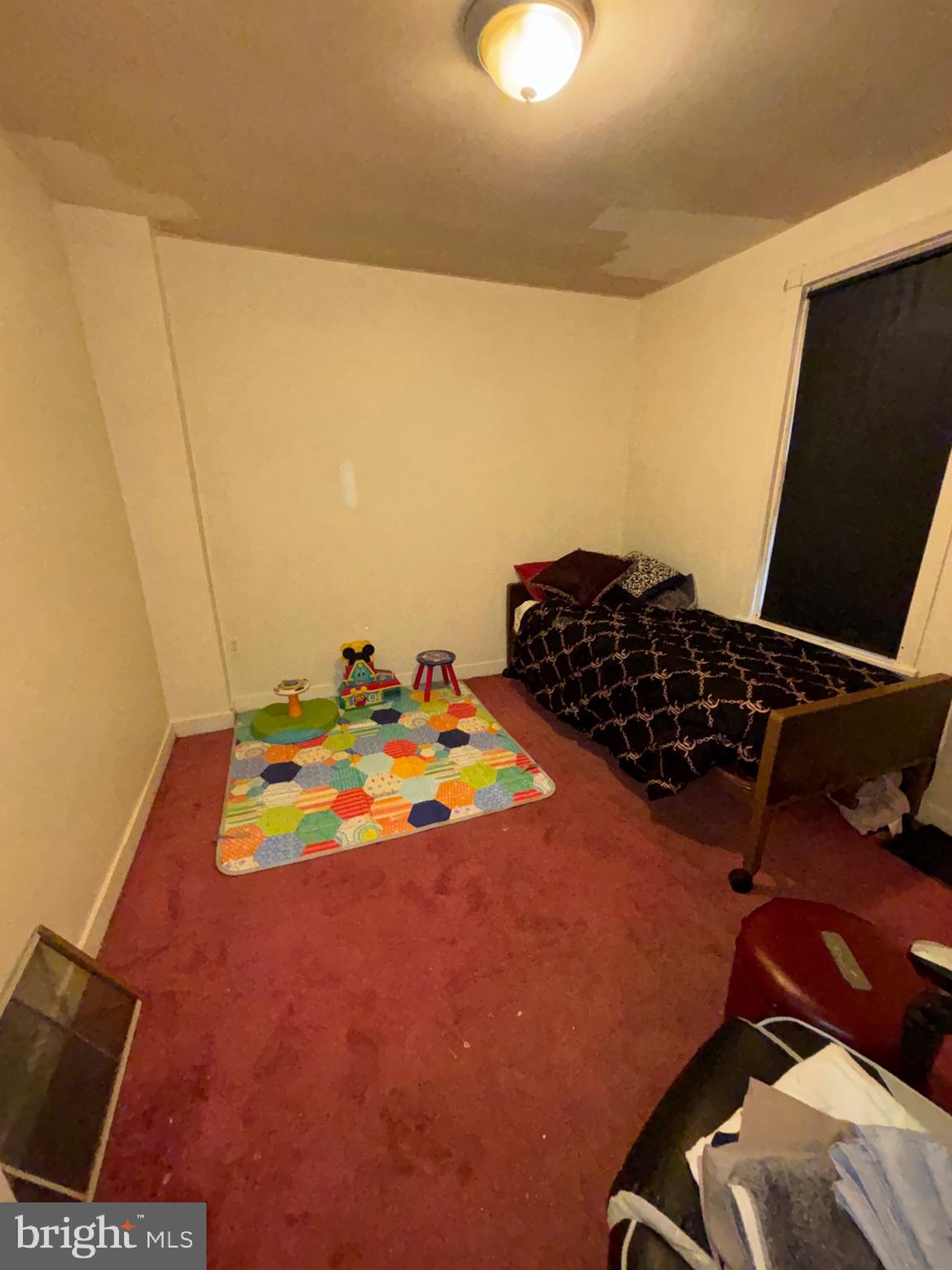 PHILADELPHIA (NORTHWEST) - Residential