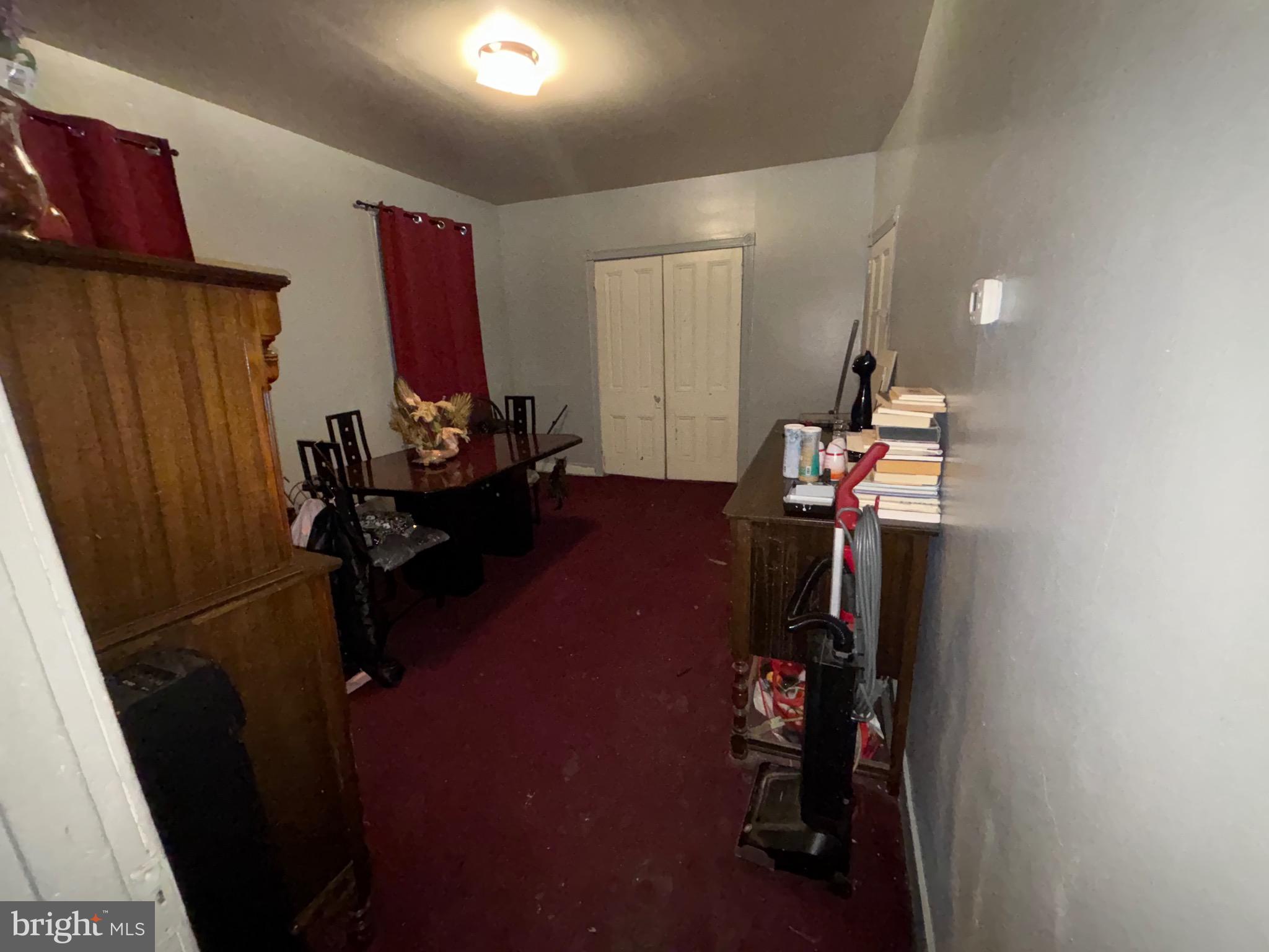 PHILADELPHIA (NORTHWEST) - Residential