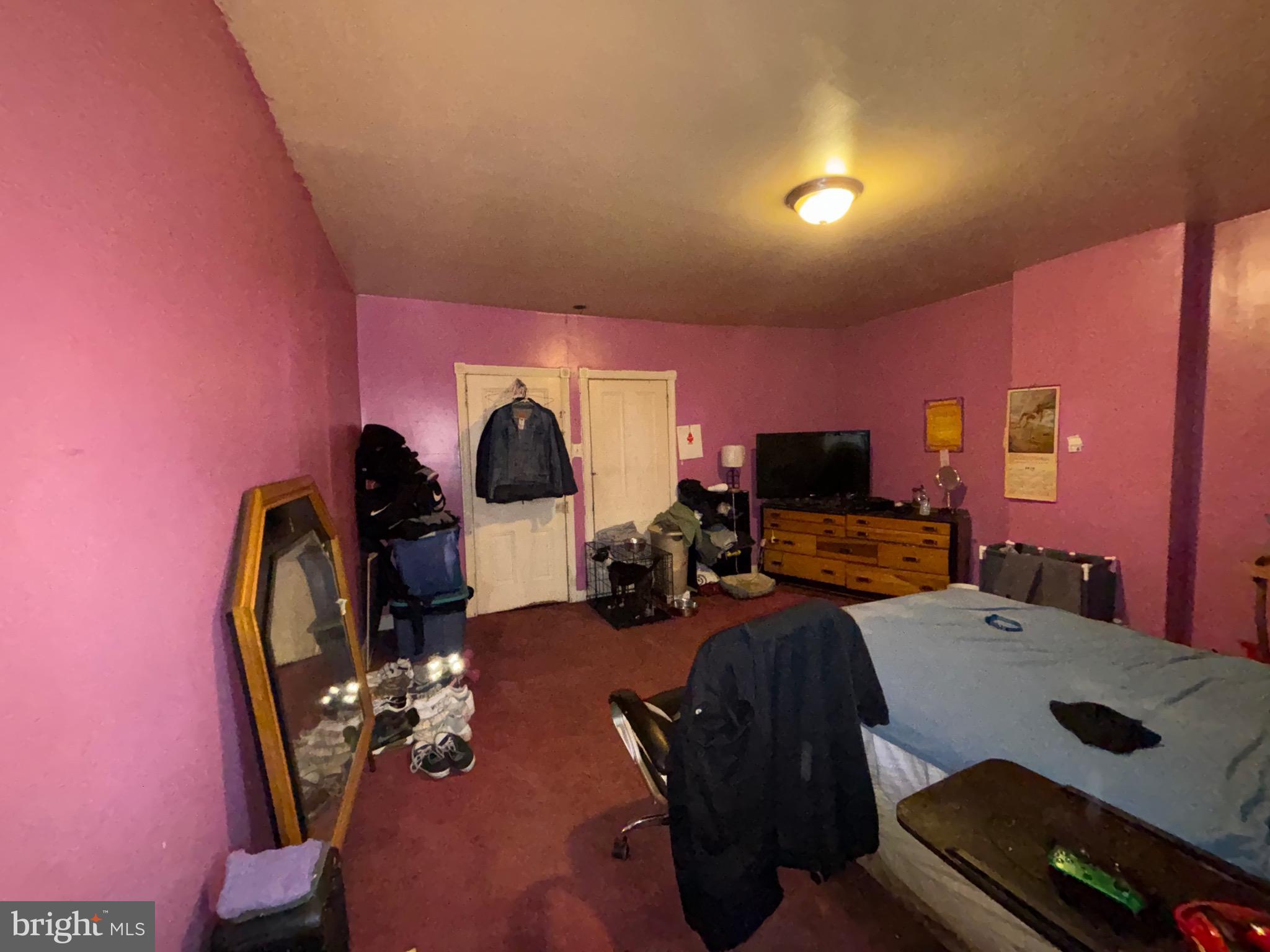 PHILADELPHIA (NORTHWEST) - Residential