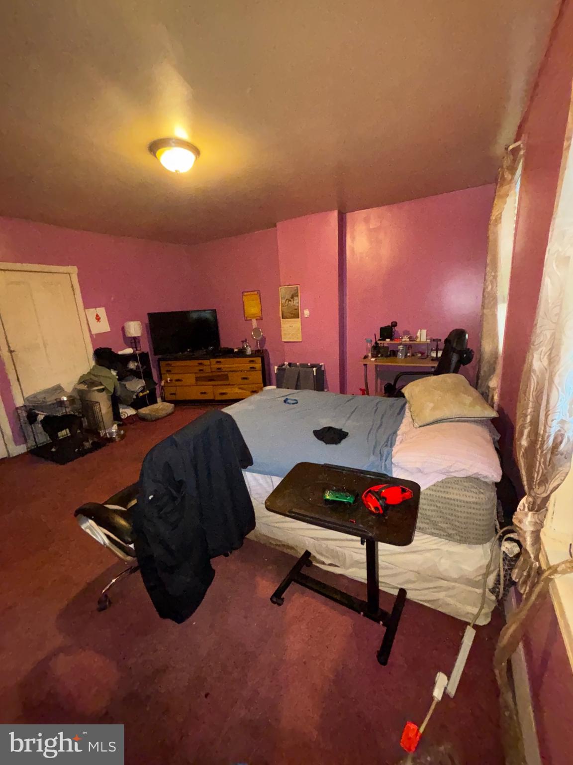 PHILADELPHIA (NORTHWEST) - Residential