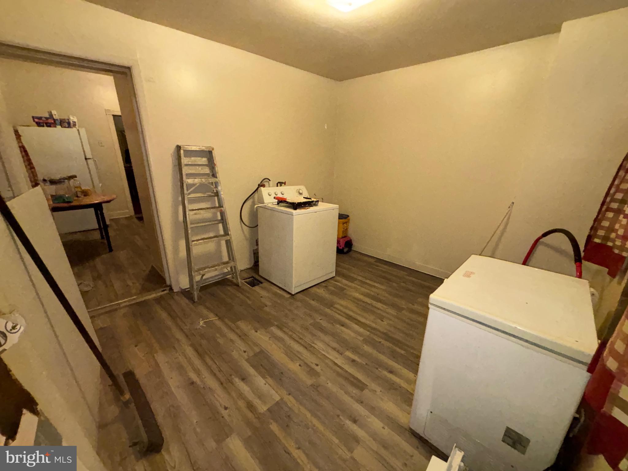 PHILADELPHIA (NORTHWEST) - Residential