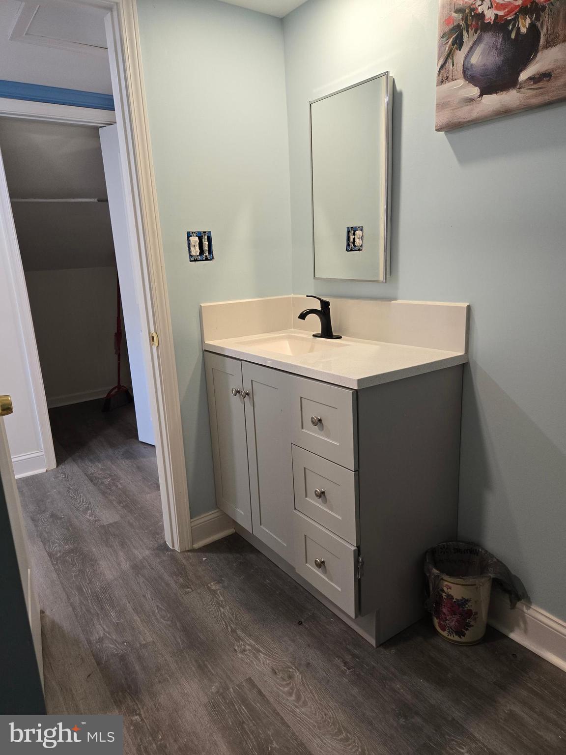 MAUGANSVILLE - Residential