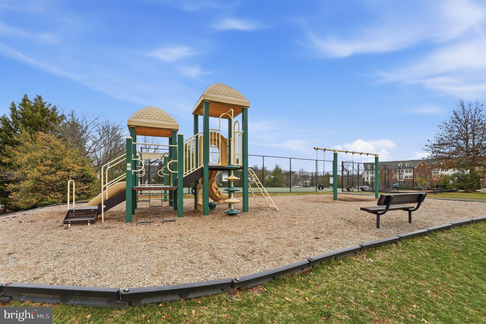 SOMERSET CONDO - Residential