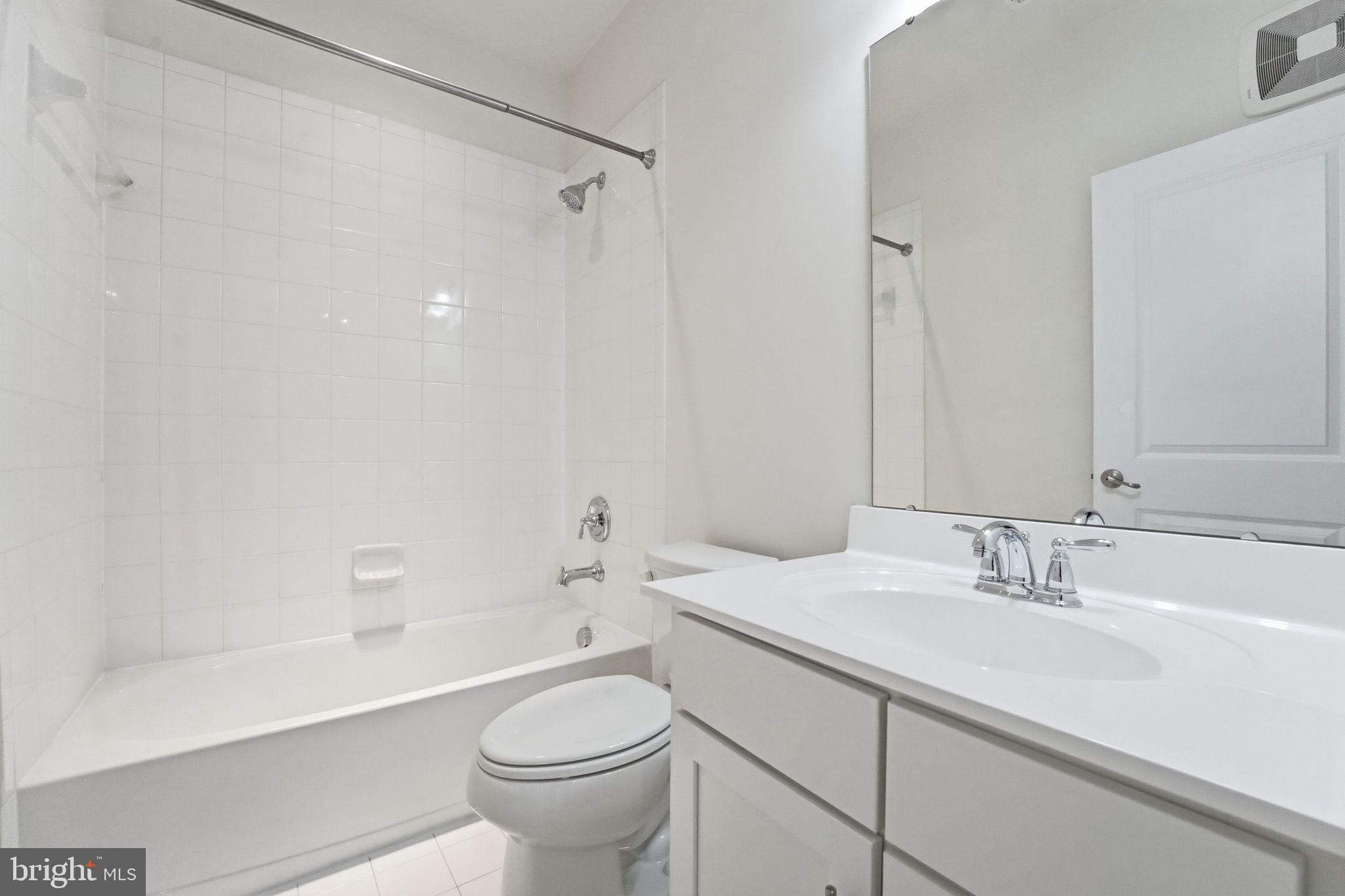 SOMERSET CONDO - Residential