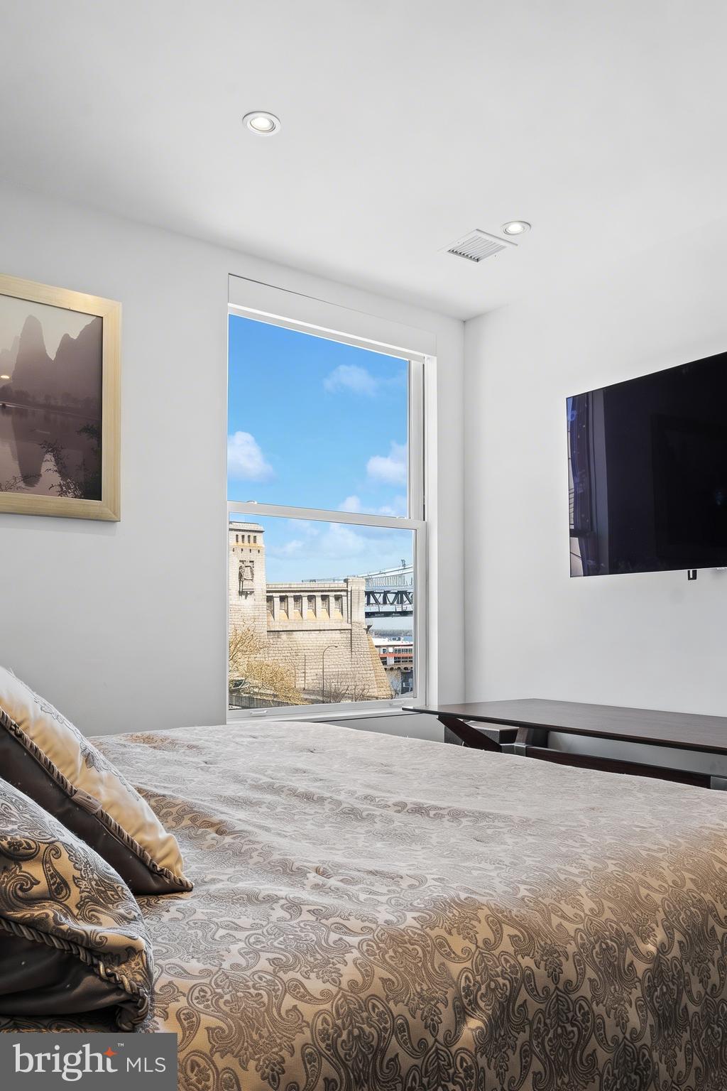 OLD CITY - Residential