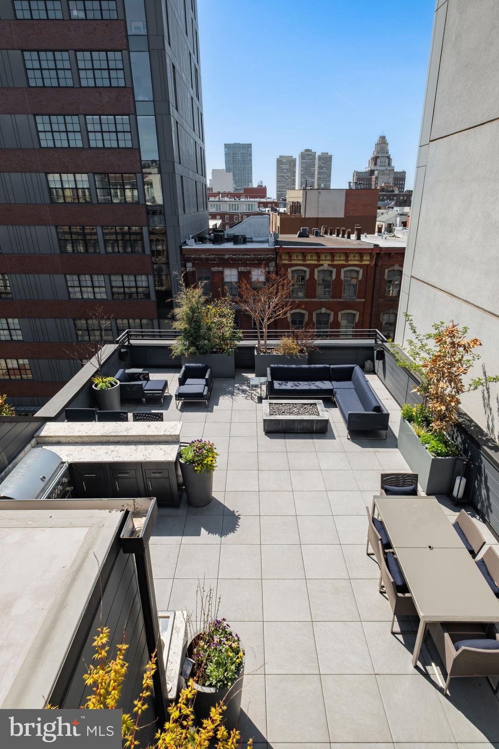 OLD CITY - Residential