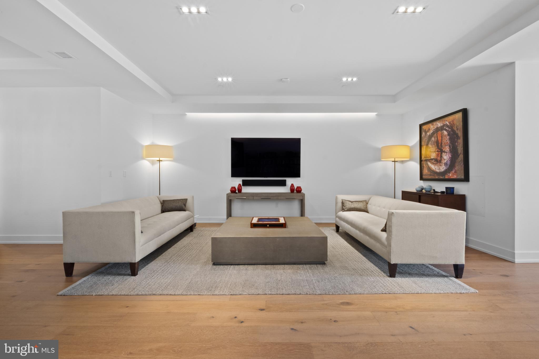 OLD CITY - Residential