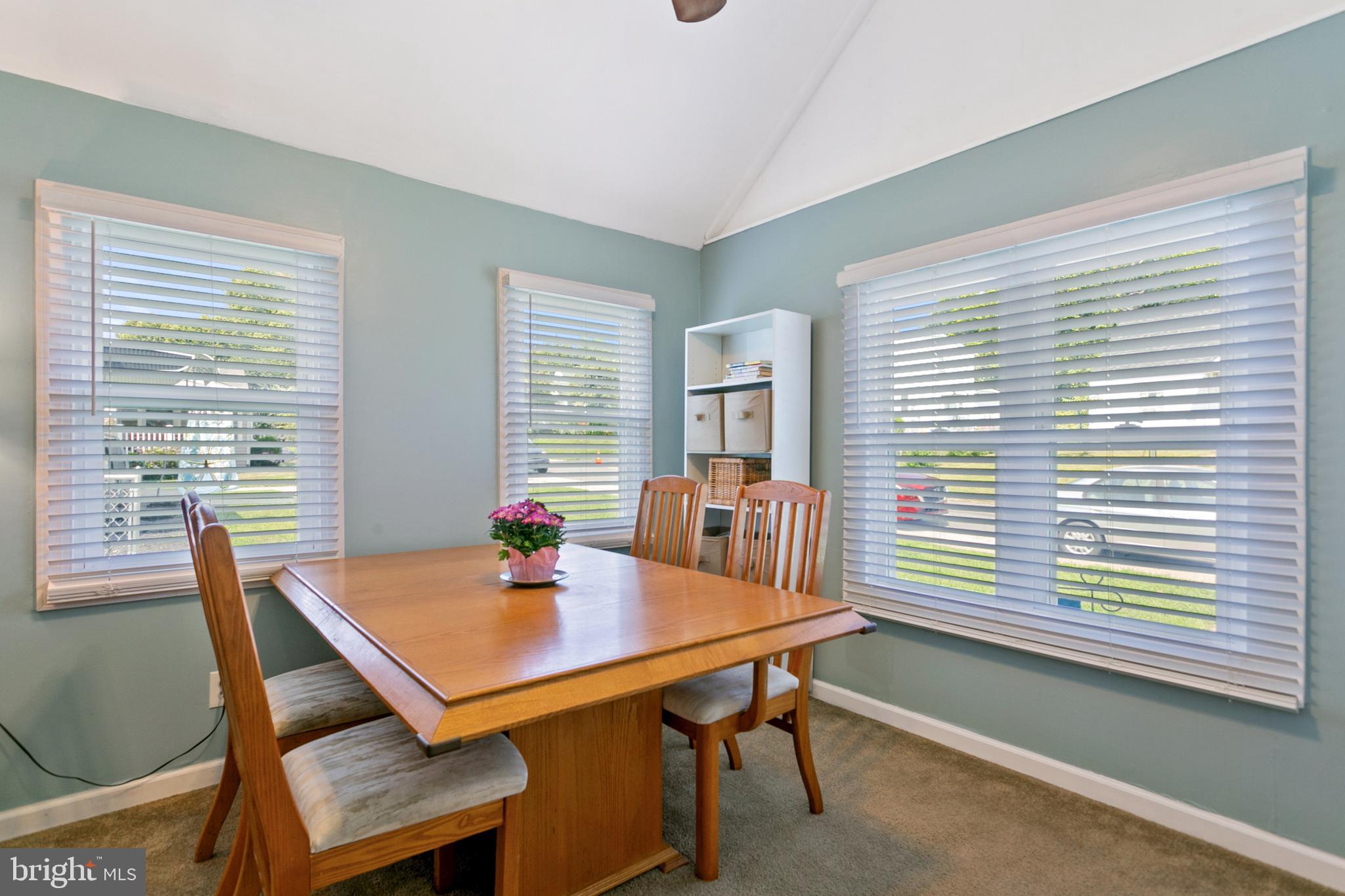 VILLAGE GREEN - Residential