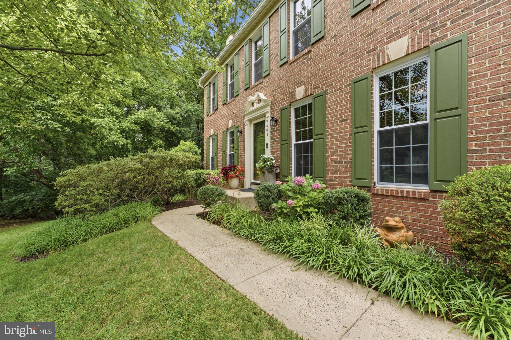 9603 PEONY COURT