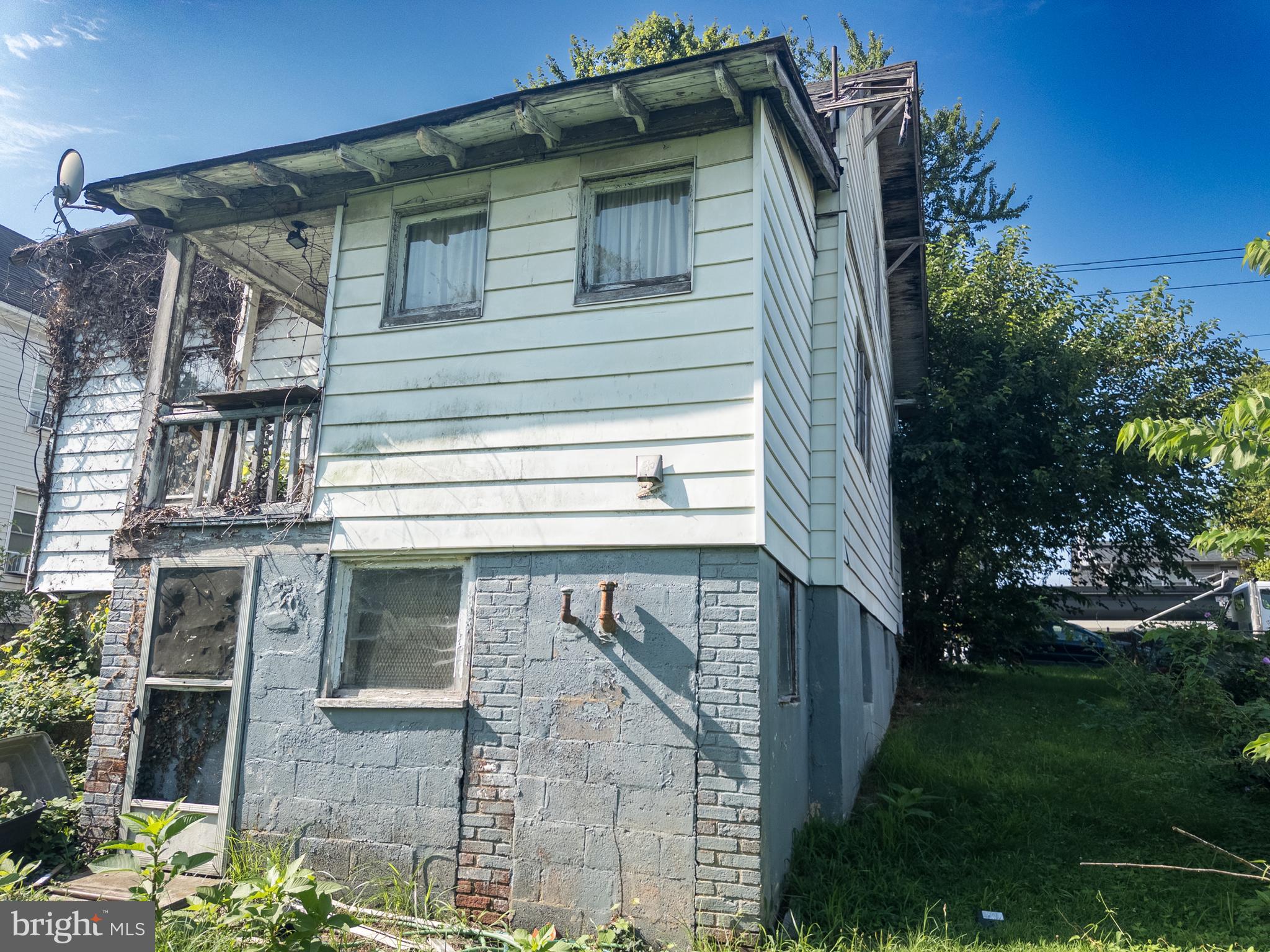 1617 LOUDON AVENUE NW