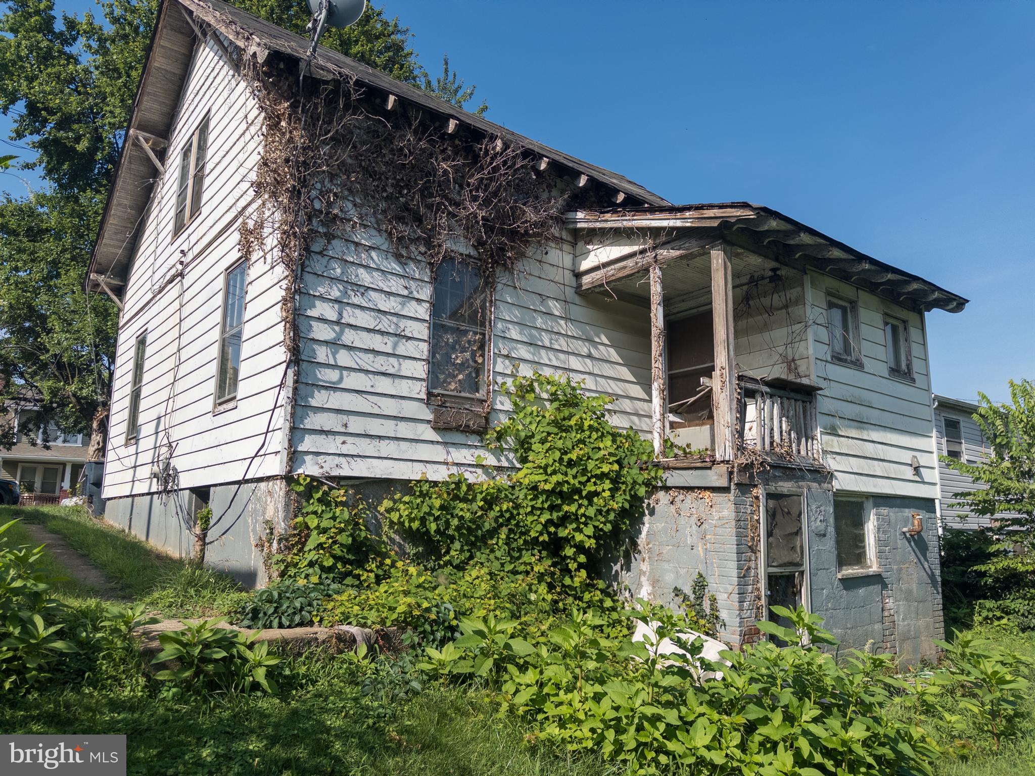 1617 LOUDON AVENUE NW