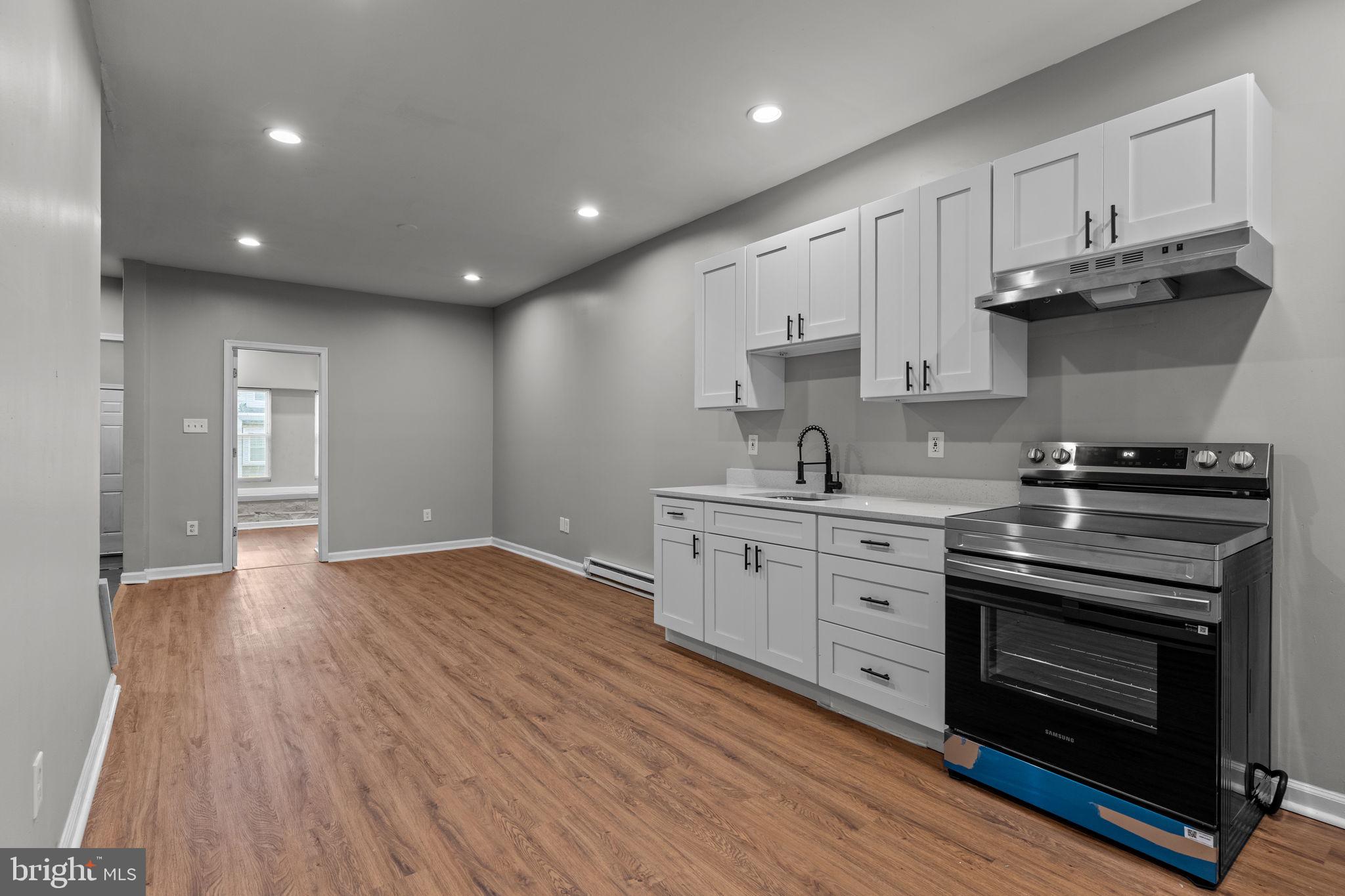 HARROWGATE - Residential