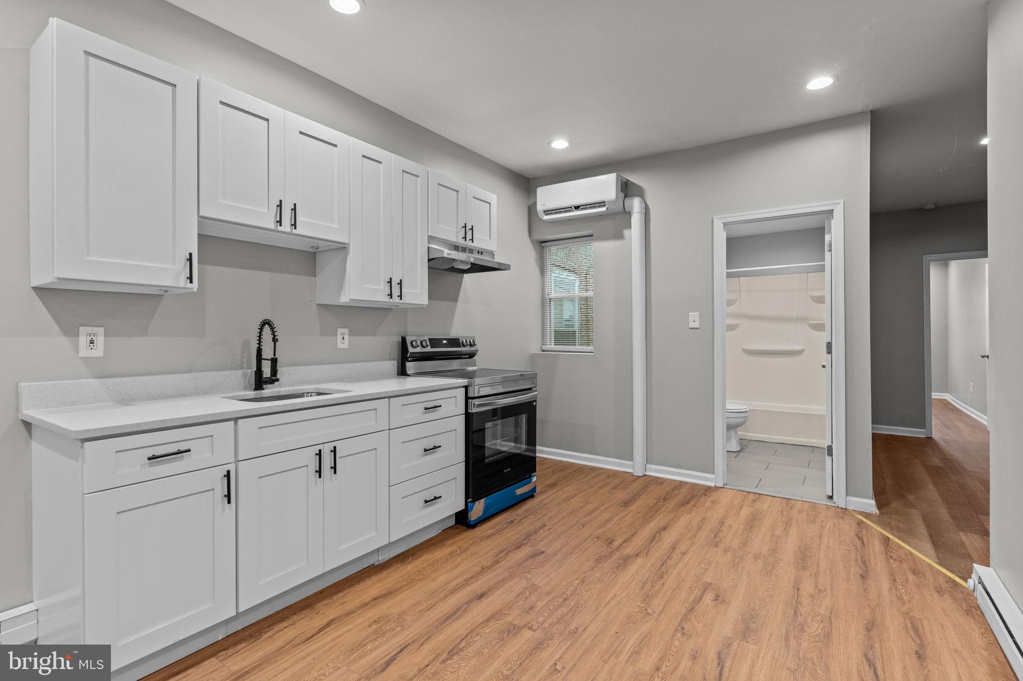 HARROWGATE - Residential