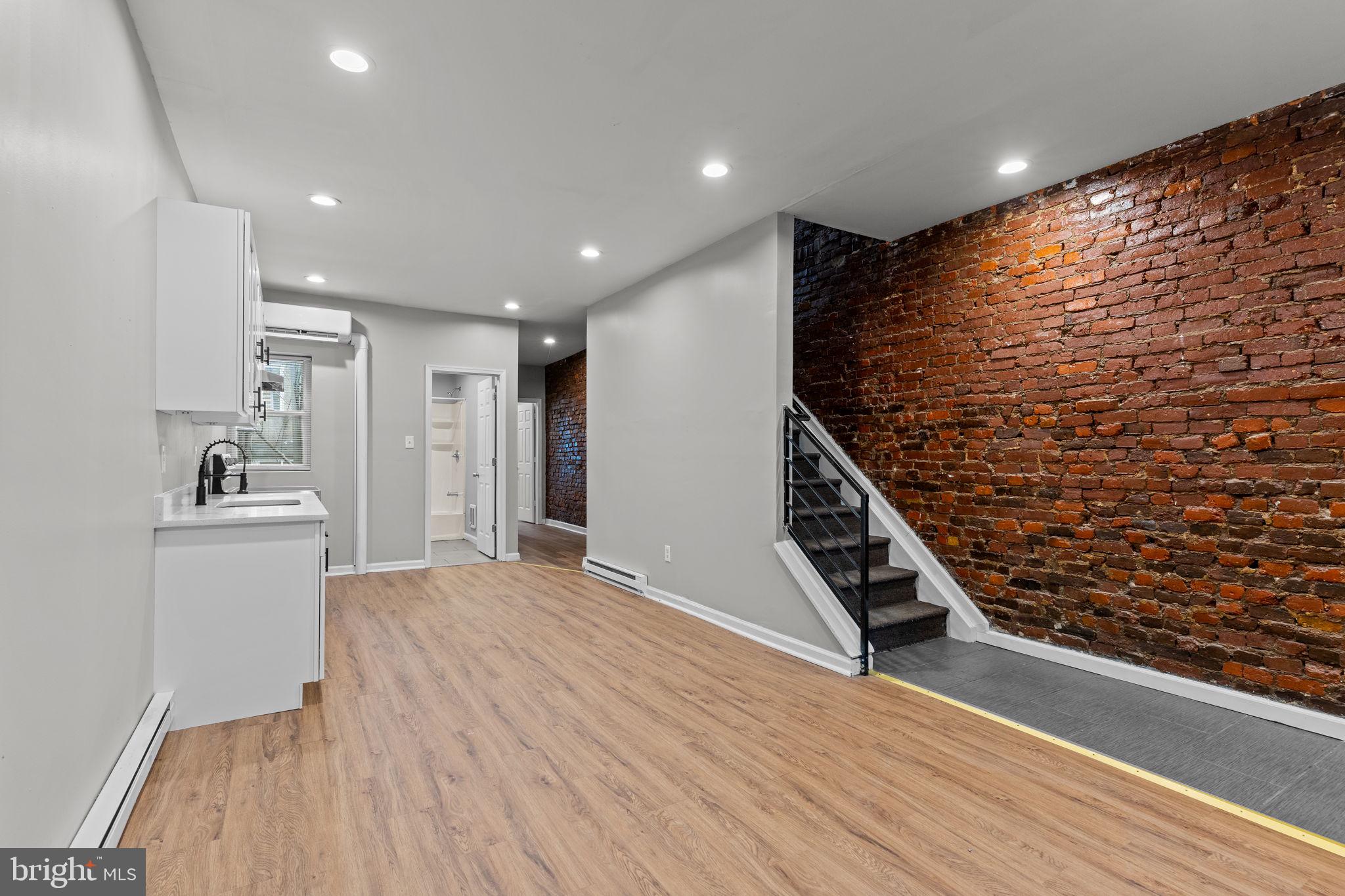 HARROWGATE - Residential