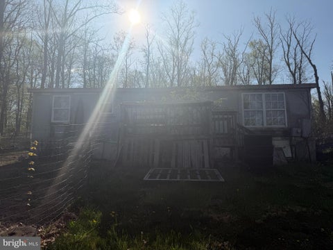 Mobile Home For Sale - 68 Mountain Road<br/> AUGUSTA, WV 26704