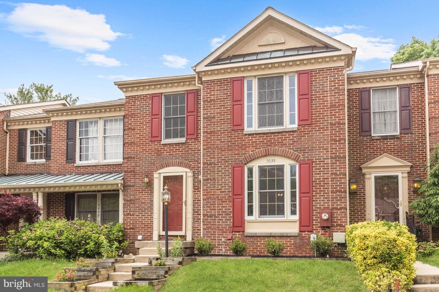 Welcome to this exceptional townhome in the heart of Columbia offering three bedrooms, sun drenched windows, refinished hardwood floors, a freshly painted neutral color palette, brand new plush carpeting and charming updates throughout. Prepare your chef inspired meals in the eat-in kitchen fully equipped with stainless steel appliances, granite countertops, pantry and space for a small table perfect for casual meals. The dining room is spacious enough for any size gathering and opens to the sunken living room featuring sliding glass doors to the backyard. Retreat to the primary bedroom suite with a soaring vaulted ceiling, walk-in closet and a private spa bath with a soaking tub and a glass enclosed shower. Another two sizable bedrooms with vaulted ceilings and a second full bathroom complete the upper level sleeping quarters. Kick your feet up and lounge in the expansive family room highlighted by a cozy wood-burning fireplace. Enjoy spending time outside in the fully fenced backyard that includes a paver stone patio and grassy area. Chimney being sold as-is.