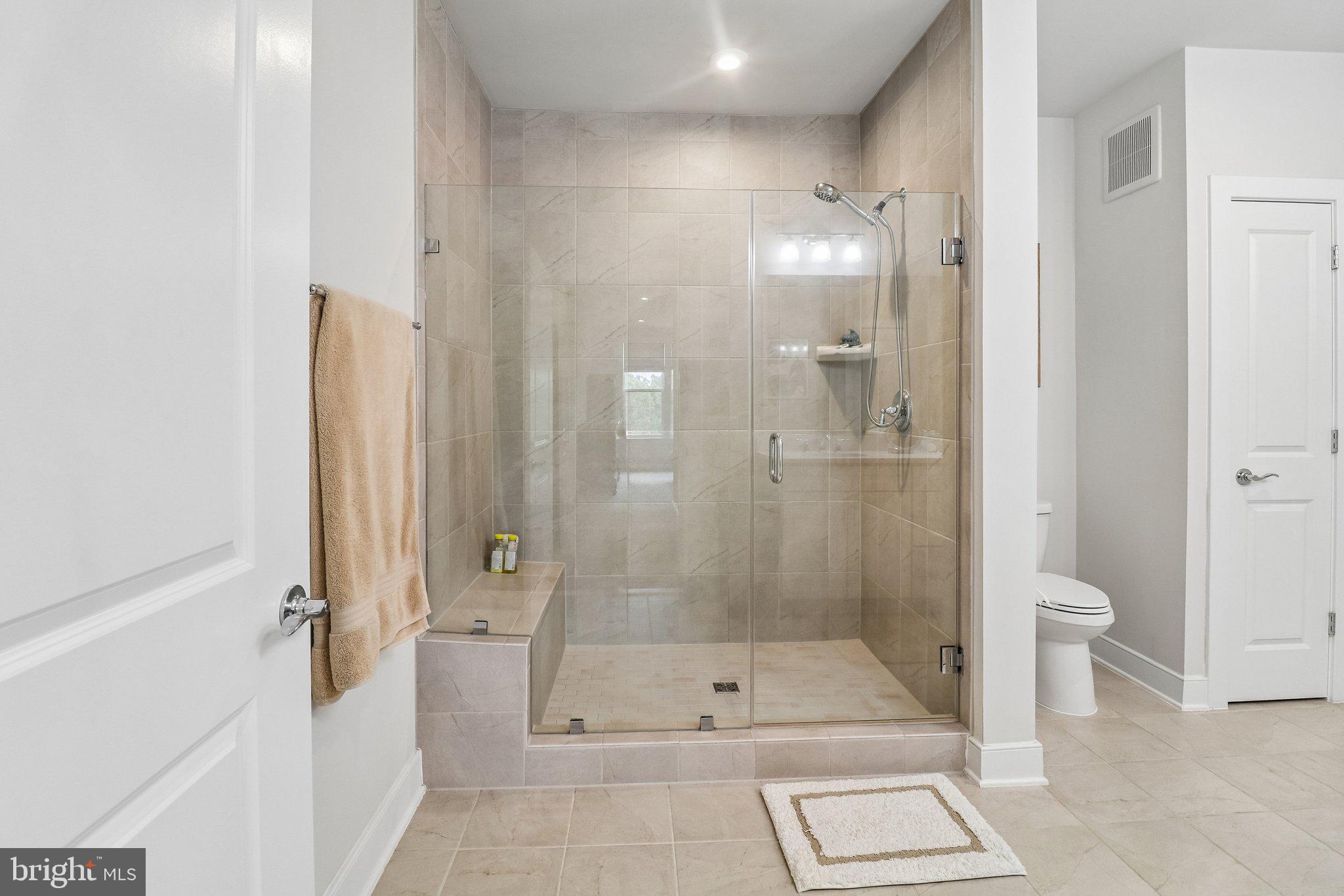 TOWER OAKS - Residential