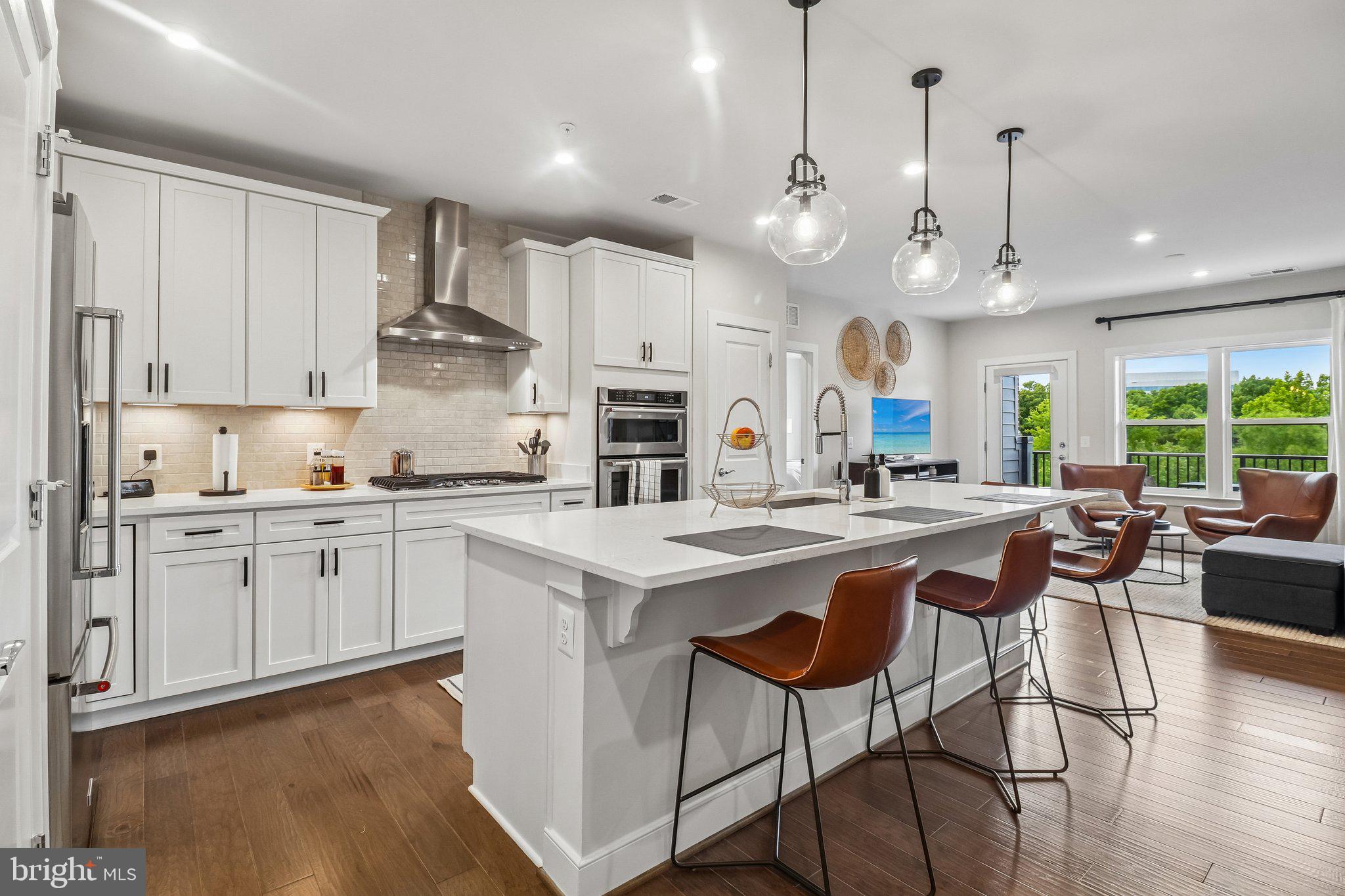 TOWER OAKS - Residential