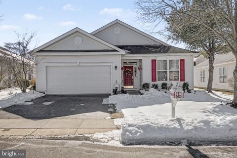 Photo of 70 Mirage Boulevard, BARNEGAT, NJ 08005 (MLS # NJOC2039838)