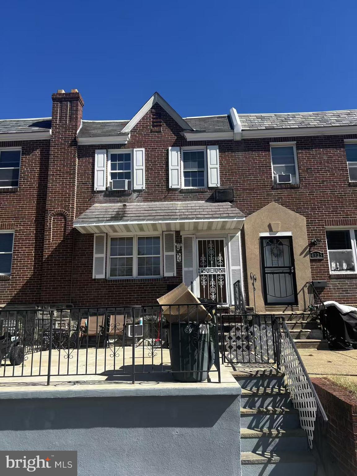 MAYFAIR - Residential