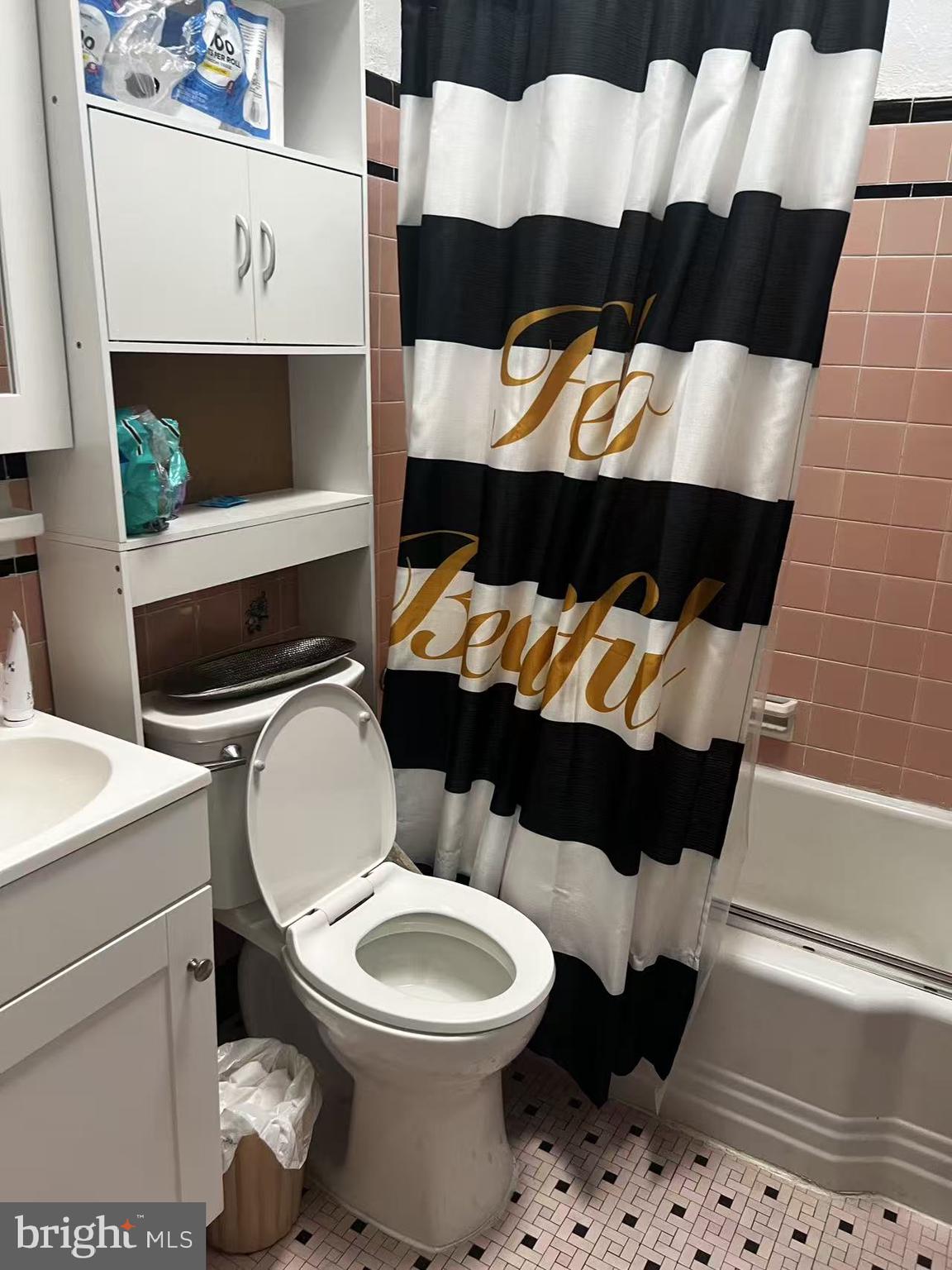 MAYFAIR - Residential