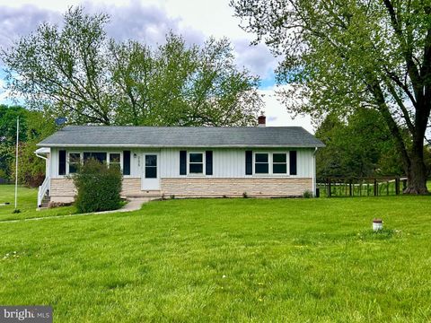 255 KATHY COURT LEBANON PA 17042