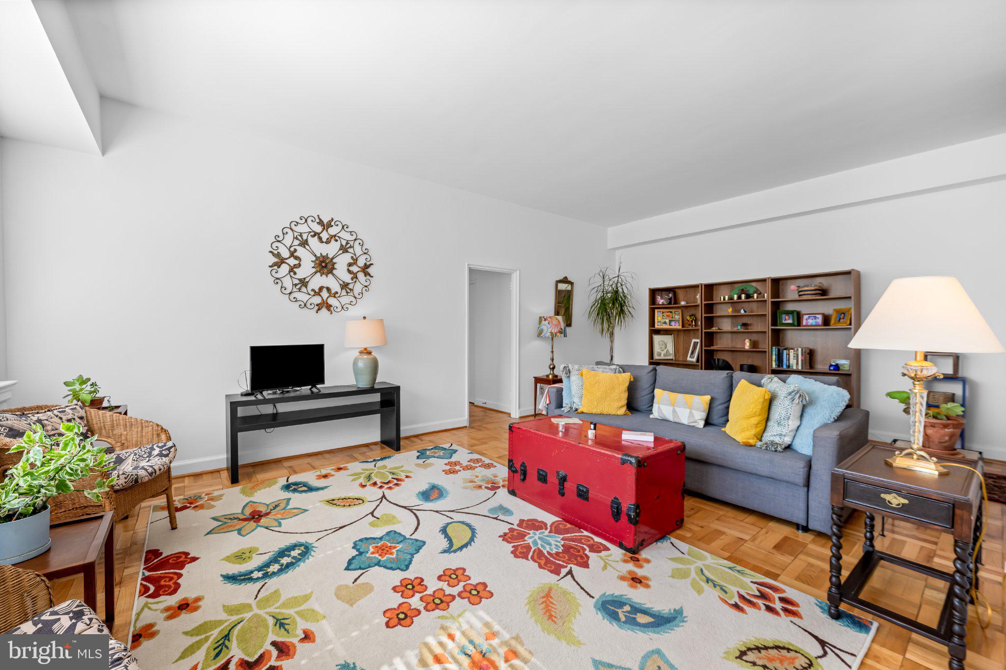 3601 GREENWAY 207
