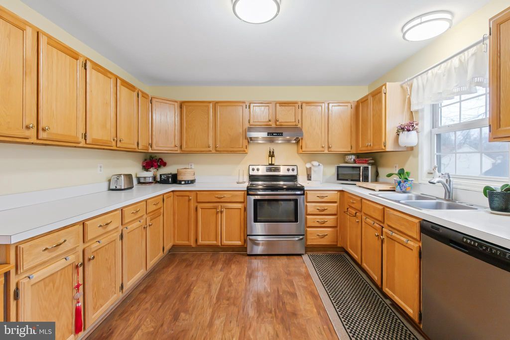 Photo of 34 Manor Oaks Drive, MILLERSVILLE, PA 17551 (MLS # PALA2065912)