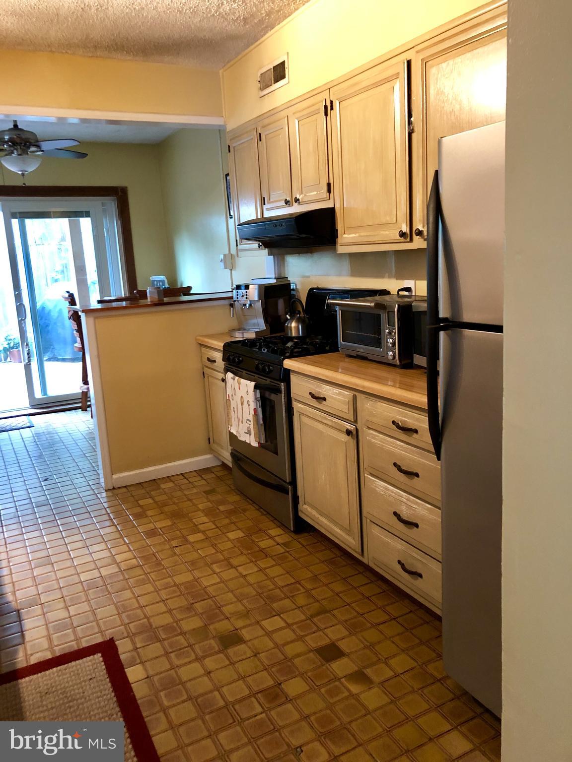 FEDERAL HILL HISTORIC DISTRICT - Residential Lease