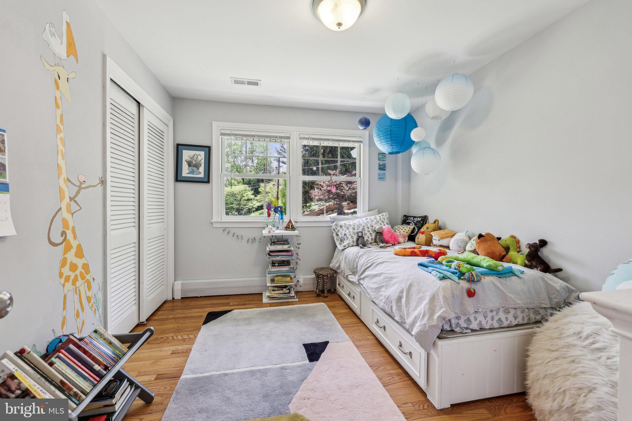 LORCOM GROVE - Residential