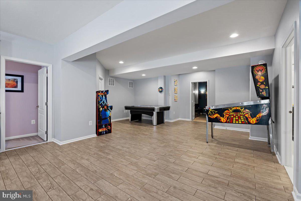 LOUDOUN VALLEY ESTATES 2 - Residential