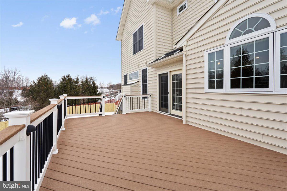 LOUDOUN VALLEY ESTATES 2 - Residential