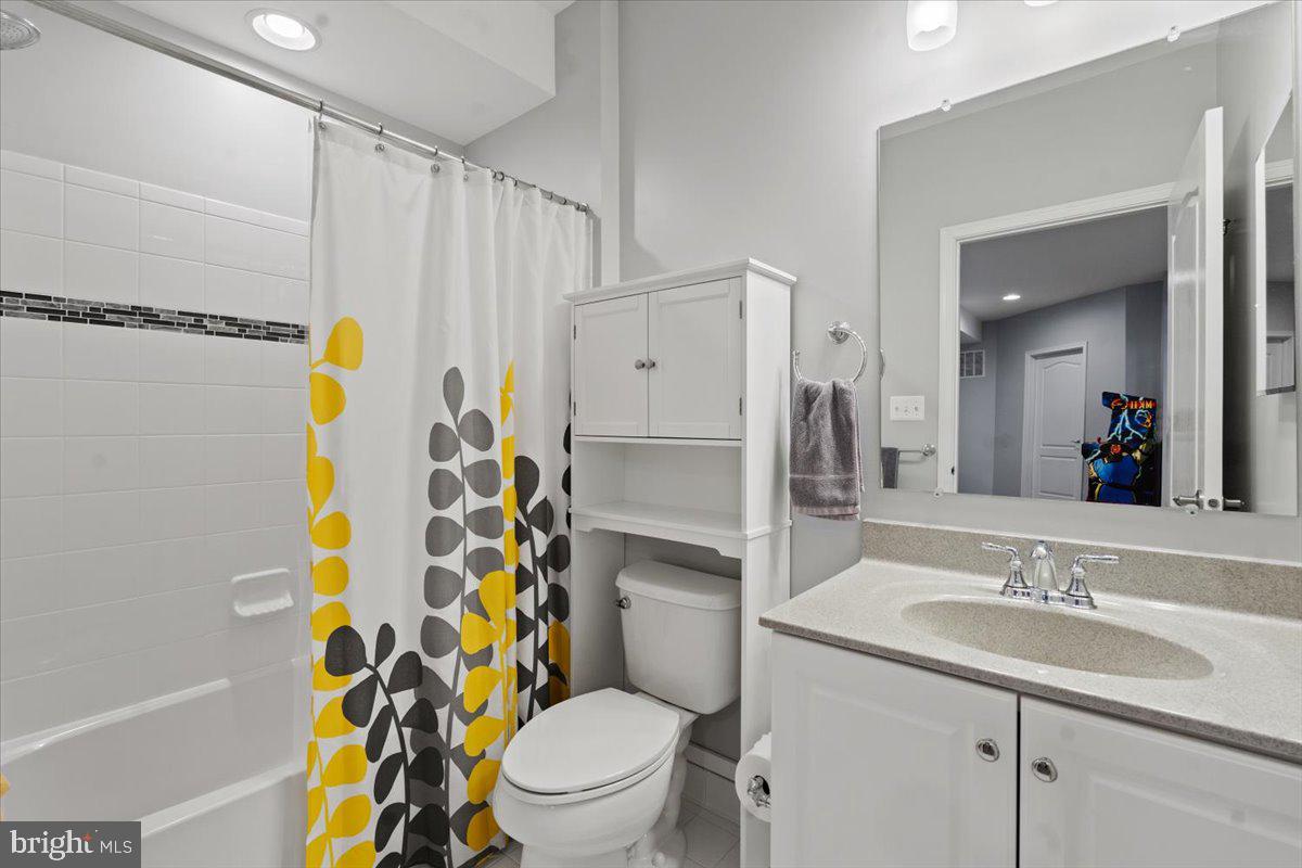 LOUDOUN VALLEY ESTATES 2 - Residential