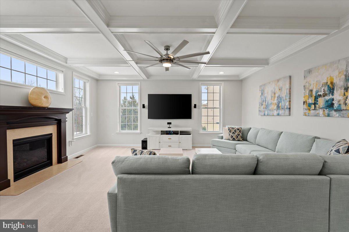 LOUDOUN VALLEY ESTATES 2 - Residential