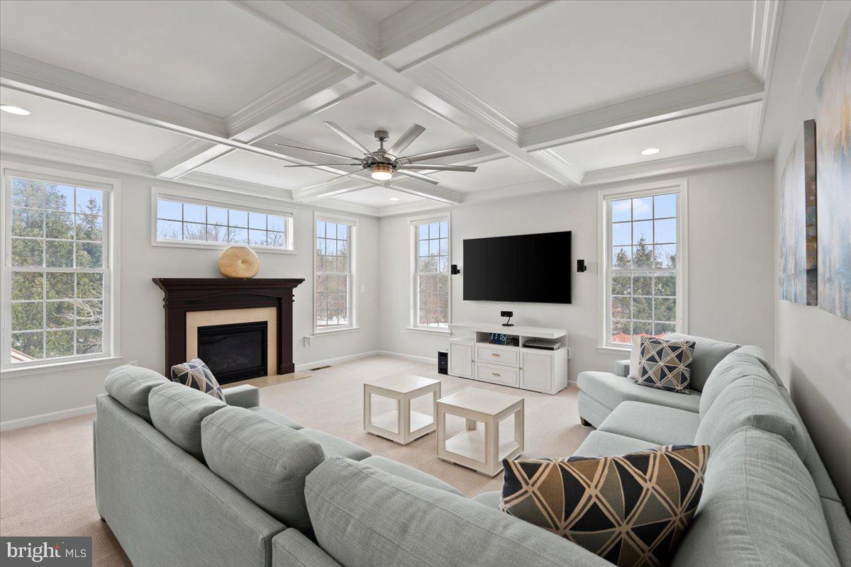 LOUDOUN VALLEY ESTATES 2 - Residential