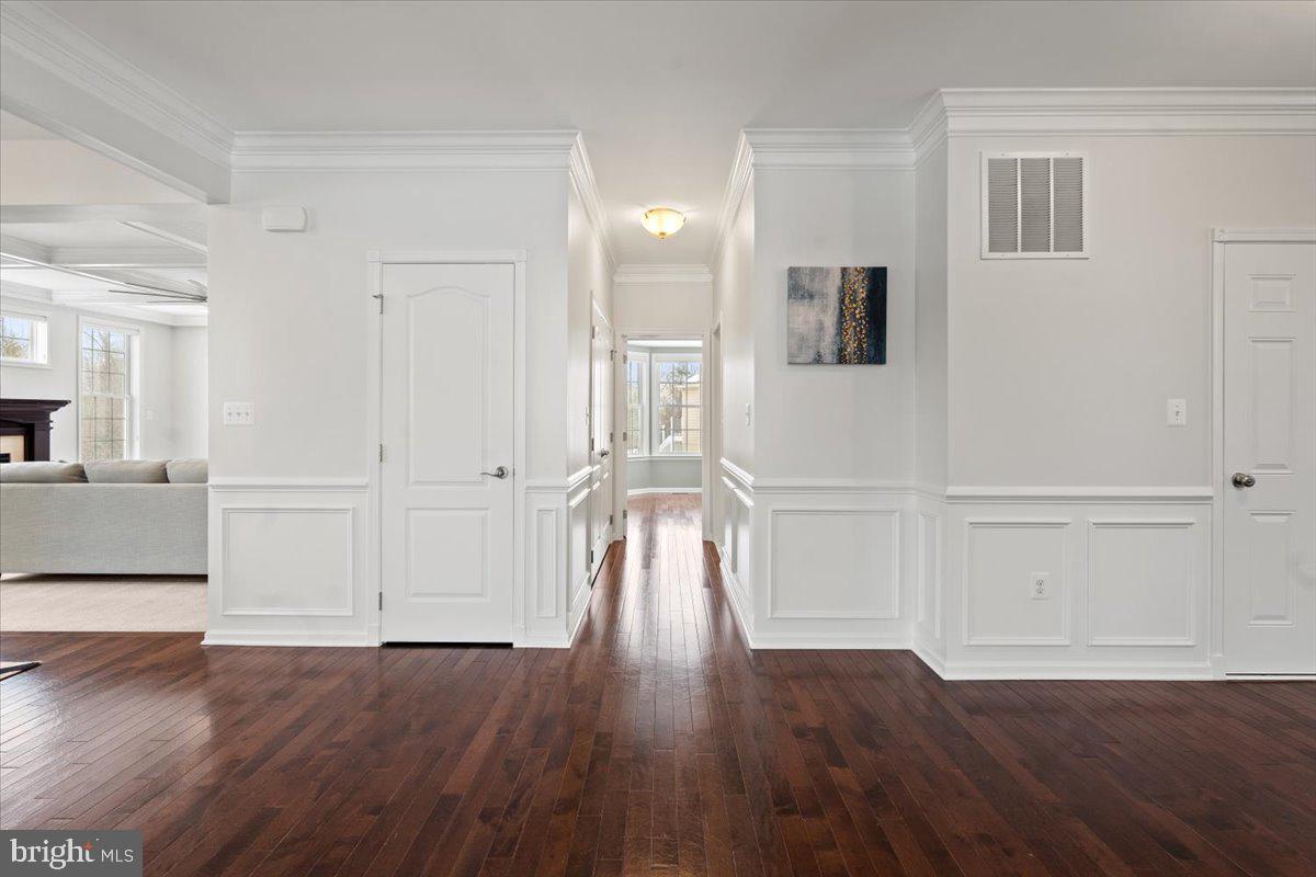 LOUDOUN VALLEY ESTATES 2 - Residential