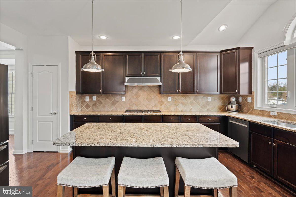 LOUDOUN VALLEY ESTATES 2 - Residential