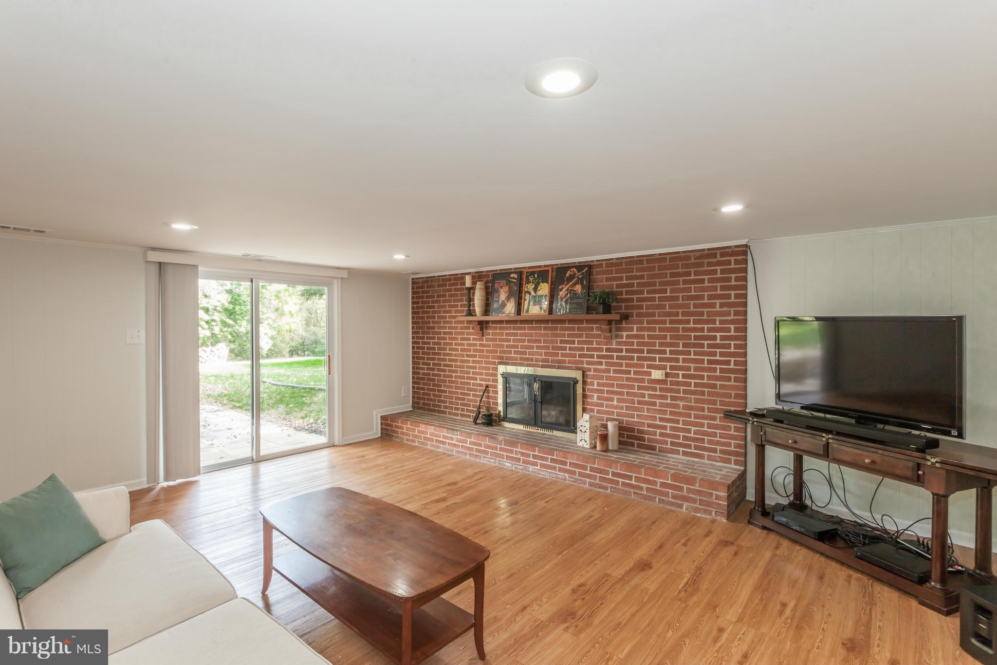 LEESBURG COUNTRY CLUB - Residential