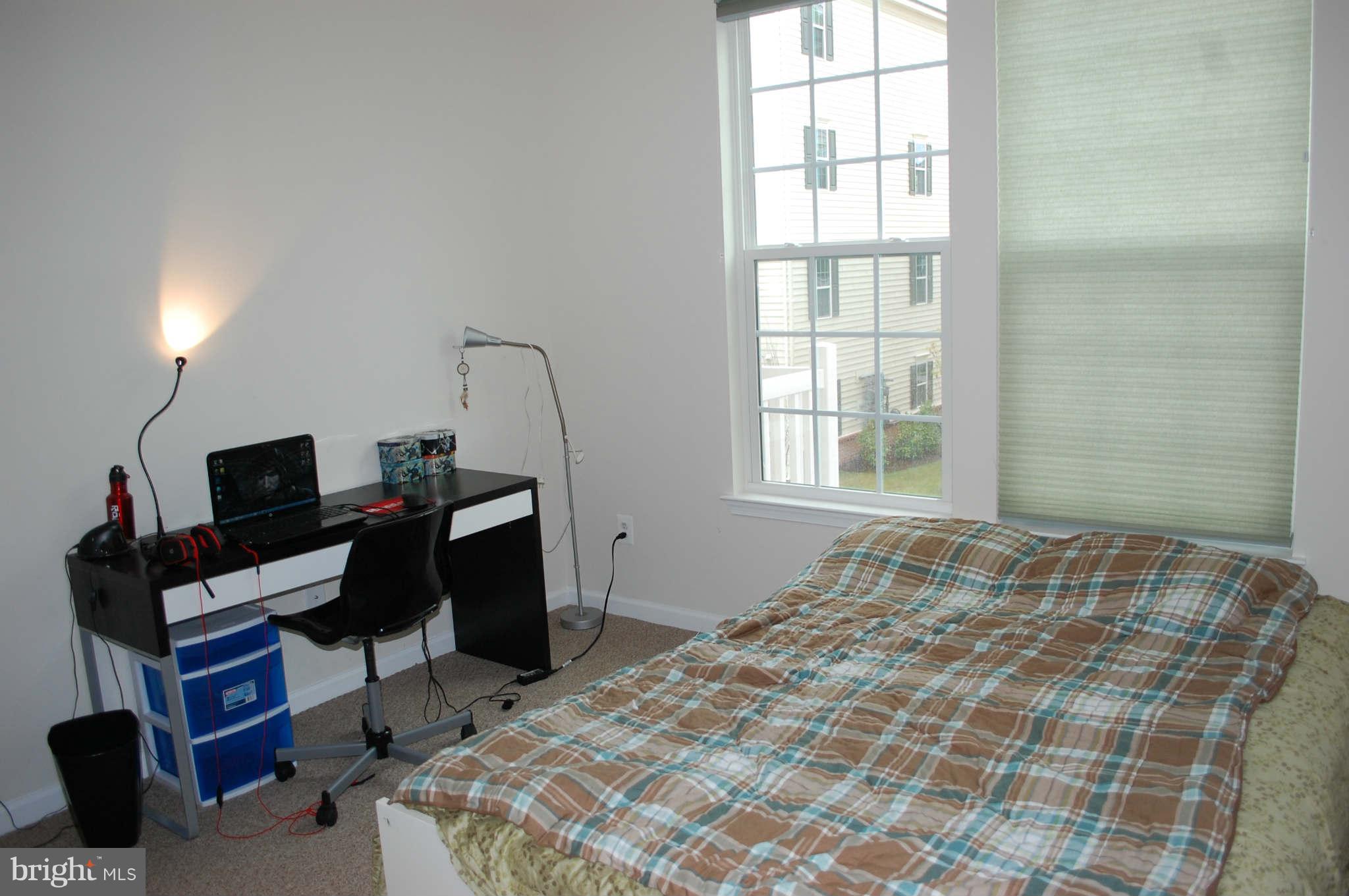 POTOMAC CLUB - Residential Lease