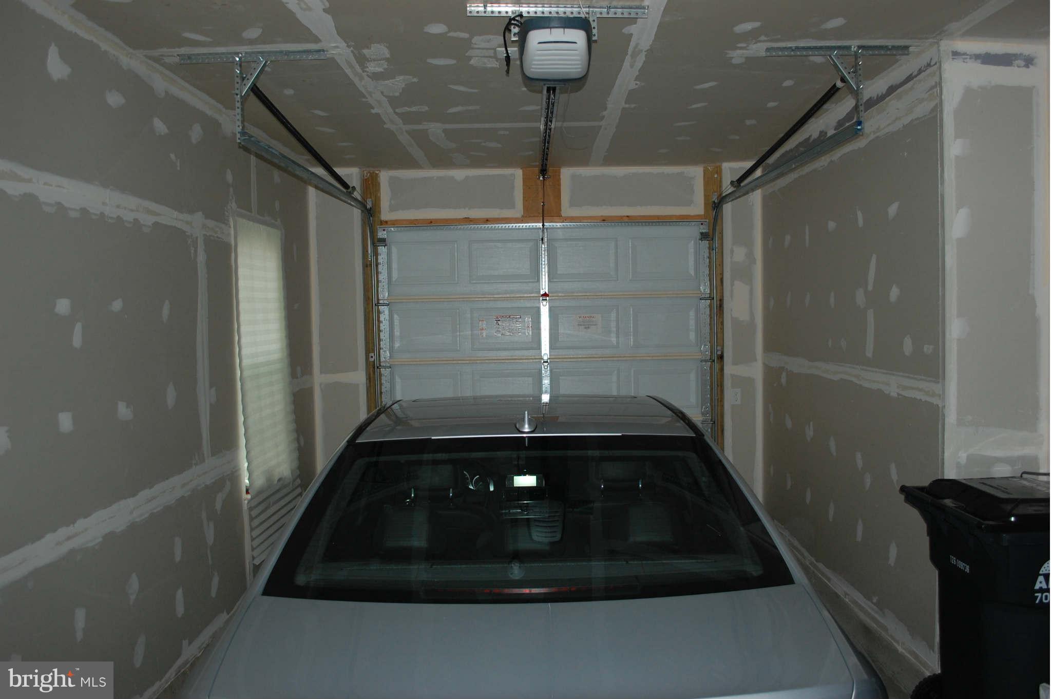 POTOMAC CLUB - Residential Lease