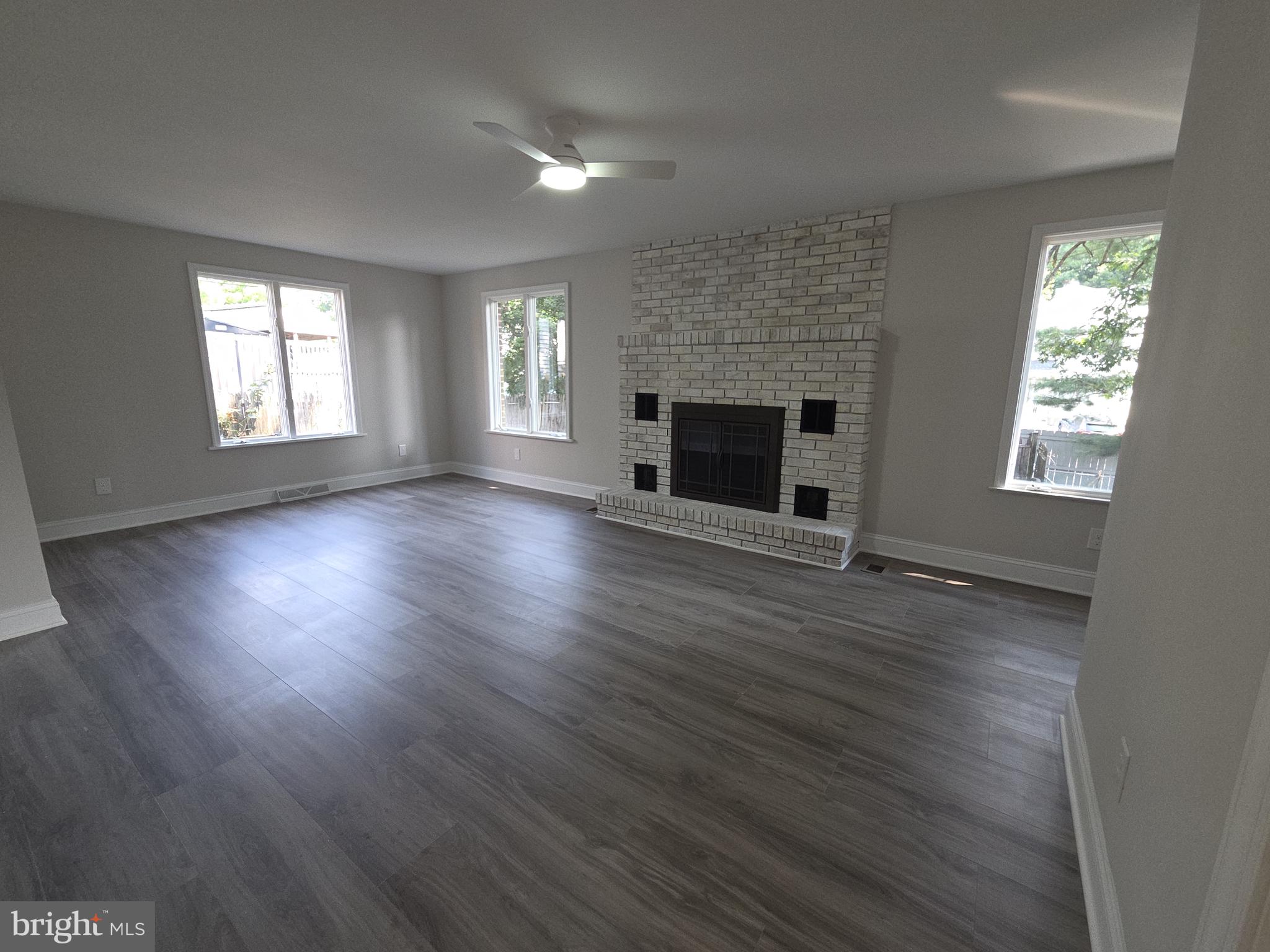 412 FOREST DRIVE